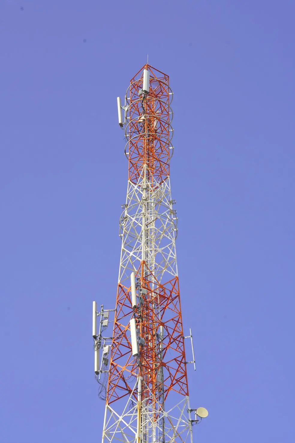 PT Tower Bersama Infrastructure Tbk ("TBIG") Mengumumkan Kinerja Keuangan Tahun 2024